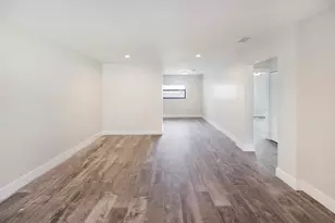 814 NE 8th St, Hallandale Beach, FL 33009 - Photo 9