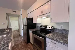 4879 Via Palm Lakes, West Palm Beach, FL 33417 - Photo 3
