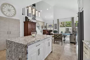 32 Monterey Pointe Dr, Palm Beach Gardens, FL 33418 - Photo 15