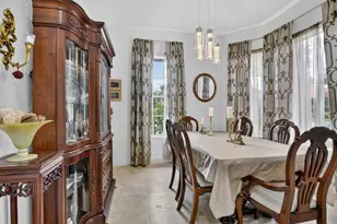 32 Monterey Pointe Dr, Palm Beach Gardens, FL 33418 - Photo 9