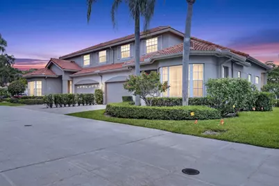 32 Monterey Pointe Drive, Palm Beach Gardens, FL 33418 - Photo 1