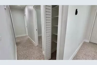 124 Abaco Drive, Palm Springs, FL 33461 - Photo 19