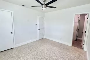 124 Abaco Dr, Palm Springs, FL 33461 - Photo 23