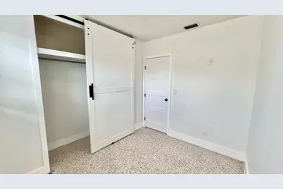 124 Abaco Drive, Palm Springs, FL 33461 - Photo 17