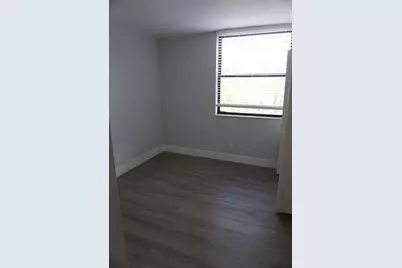 213 Lake Pointe Drive #211, Oakland Park, FL 33309 - Photo 17