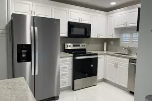 9420 S Hollybrook Lake Dr, Pembroke Pines, FL 33025 - Photo 1