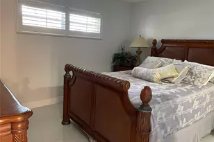 9420 S Hollybrook Lake Dr, Pembroke Pines, FL 33025 - Photo 13