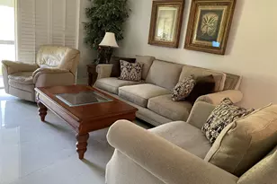 9420 S Hollybrook Lake Dr, Pembroke Pines, FL 33025 - Photo 5