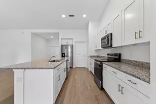 1267 SW Edinburgh Dr, Port Saint Lucie, FL 34953 - Photo 15