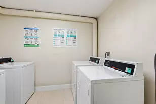 9360 Fontainebleau Blvd, Miami, FL 33172 - Photo 27