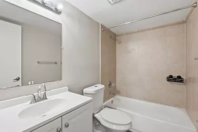 9360 Fontainebleau Boulevard #Apt 310, Miami, FL 33172 - Photo 23