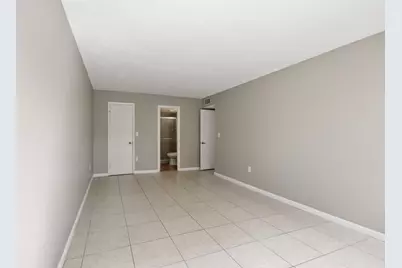 9360 Fontainebleau Boulevard #Apt 310, Miami, FL 33172 - Photo 21