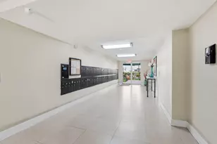 9360 Fontainebleau Blvd, Miami, FL 33172 - Photo 9