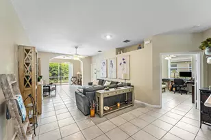 10760 Royal Caribbean Cir, Boynton Beach, FL 33437 - Photo 9
