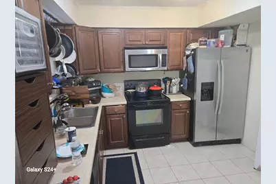 311 NE 42nd Street, Oakland Park, FL 33334 - Photo 5