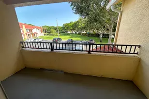 2202 Belmont Ln, North Lauderdale, FL 33068 - Photo 13
