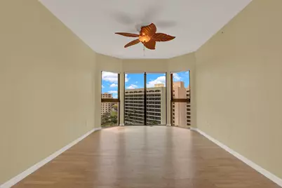 370 Golfview Road #901, North Palm Beach, FL 33408 - Photo 3