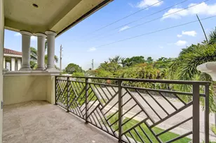 1400 NE 24th St, Wilton Manors, FL 33305 - Photo 23