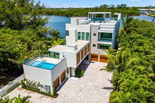 900 Lago Mar Ln, Boca Raton, FL 33431 - Photo 1