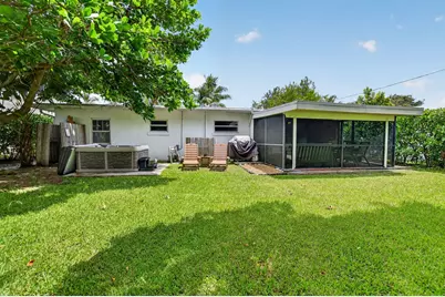 721 NE 8th Avenue, Boynton Beach, FL 33435 - Photo 25