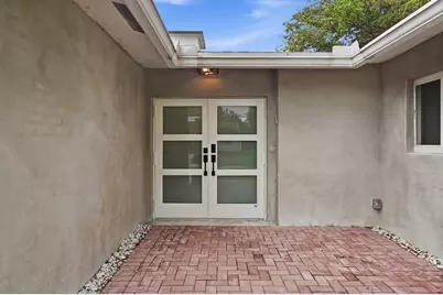 11700 NW 27th Street, Plantation, FL 33323 - Photo 9