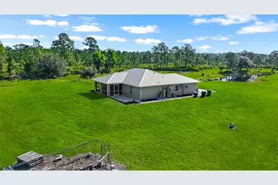 2872 Secretariat Drive, Labelle, FL 33935 - Photo 5