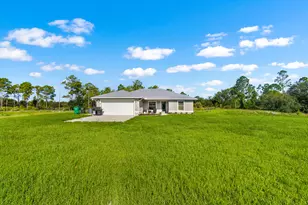 2872 Secretariat Dr, Labelle, FL 33935 - Photo 29