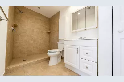 420 SE 4th Court, Pompano Beach, FL 33060 - Photo 15