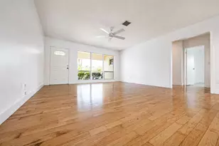420 SE 4th Ct, Pompano Beach, FL 33060 - Photo 7