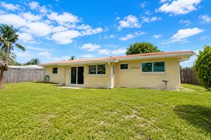 420 SE 4th Ct, Pompano Beach, FL 33060 - Photo 31