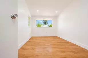 420 SE 4th Ct, Pompano Beach, FL 33060 - Photo 25