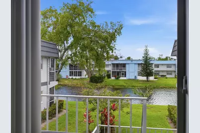 376 Saxony H, Delray Beach, FL 33446 - Photo 3