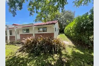 3205 NW 87th Avenue, Coral Springs, FL 33071 - Photo 5