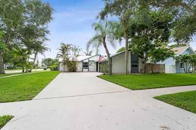 17995 Anchor Drive, Jupiter, FL 33458 - Photo 3