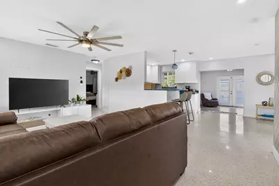 1123 SE 2nd Avenue, Deerfield Beach, FL 33441 - Photo 3