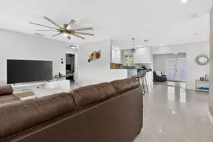 1123 SE 2nd Ave, Deerfield Beach, FL 33441 - Photo 3