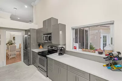 5246 Windsor Parke Drive, Boca Raton, FL 33496 - Photo 11