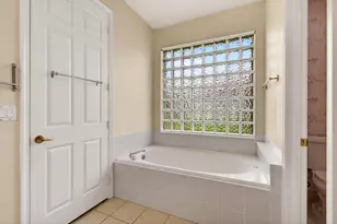 2752 Clipper Cir, West Palm Beach, FL 33411 - Photo 29