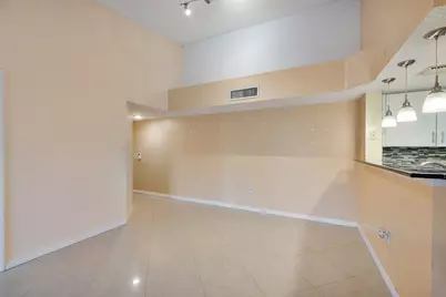 5011 Wiles Road #303, Coconut Creek, FL 33073 - Photo 11