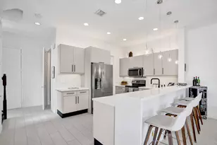 2636 NE 9th Ave, Wilton Manors, FL 33334 - Photo 13