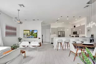 2636 NE 9th Ave, Wilton Manors, FL 33334 - Photo 11