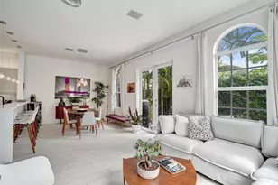 2636 NE 9th Ave, Wilton Manors, FL 33334 - Photo 5