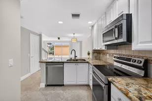 219 Soriano Dr, Jupiter, FL 33458 - Photo 19