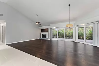 10440 SE Jupiter Narrows Drive, Hobe Sound, FL 33455 - Photo 7