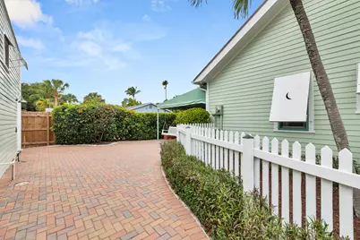 800 Kanuga Drive, West Palm Beach, FL 33401 - Photo 23
