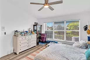 6396 Park Lake Cir, Boynton Beach, FL 33437 - Photo 11