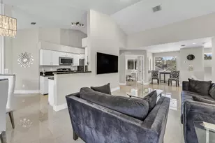 994 NW 93rd Ave, Plantation, FL 33324 - Photo 7