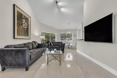 994 NW 93rd Avenue, Plantation, FL 33324 - Photo 3
