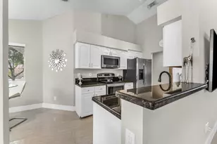 994 NW 93rd Ave, Plantation, FL 33324 - Photo 11