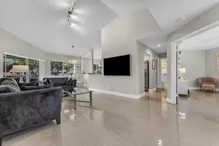 994 NW 93rd Ave, Plantation, FL 33324 - Photo 3